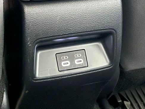 Used 2025 Toyota Corolla LE FWD image 36