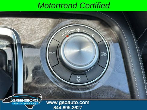 Used 2024 INFINITI QX80 Luxe AWD/4WD image 7