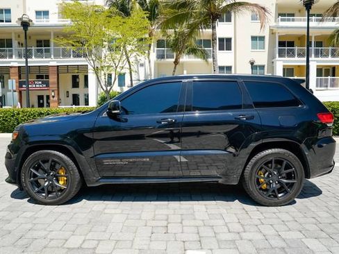 Used 2018 Jeep Grand Cherokee Trackhawk AWD/4WD image 15