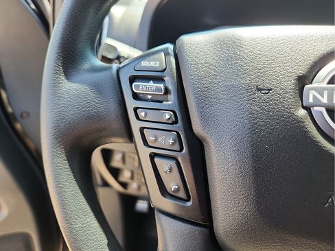 Used 2026 Nissan Frontier SV RWD image 18