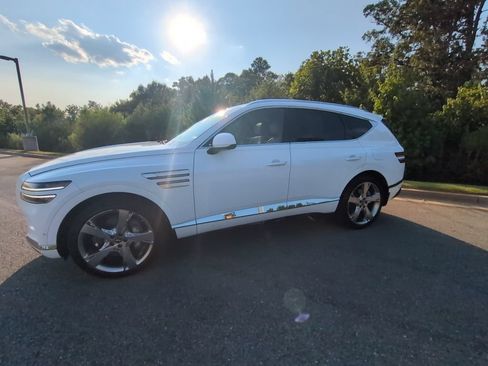 Used 2023 Genesis GV80 3.5T w/ Prestige Package AWD/4WD image 4