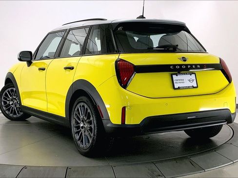 Certified 2025 MINI Cooper S image 10