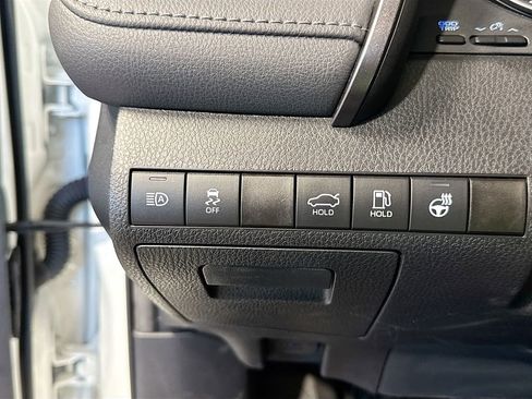 Used 2021 Toyota Camry LE w/ Cold Weather Package AWD/4WD image 20