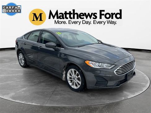 Used 2019 Ford Fusion SE image 7