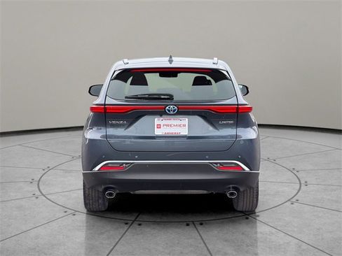 Used 2023 Toyota Venza Limited image 5