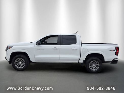 Certified 2024 Chevrolet Colorado LT w/ LT Convenience Package AWD/4WD image 2