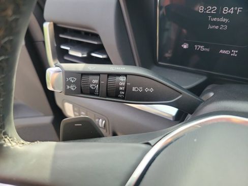 Used 2025 GMC Terrain Elevation w/ Elevation Premium Package AWD/4WD image 26