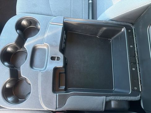 Used 2024 RAM 1500 Classic SLT image 34