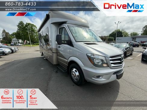 Used 2016 Mercedes-Benz Sprinter 3500 image 1
