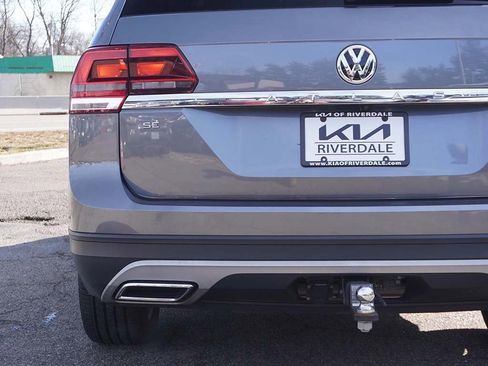 Used 2019 Volkswagen Atlas SE w/ Panoramic Sunroof Package image 15