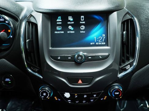 Used 2016 Chevrolet Cruze LT w/ Convenience Package image 16