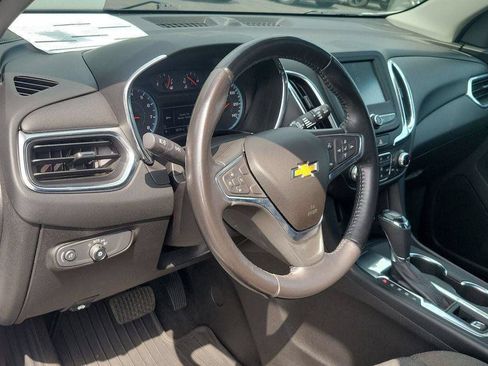 Used 2018 Chevrolet Equinox LT FWD image 9