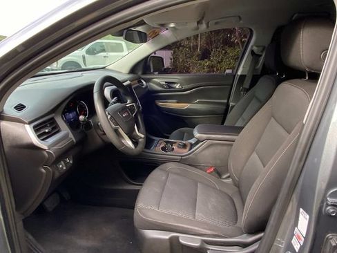 Used 2022 GMC Acadia SLE FWD image 12