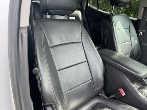 Used 2019 GMC Terrain SLT w/ Preferred Package FWD image 15
