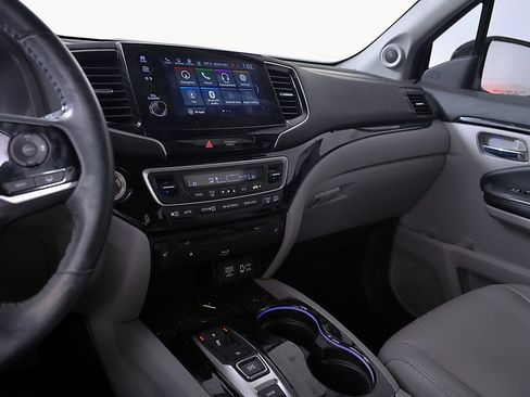 Used 2022 Honda Pilot Touring image 34