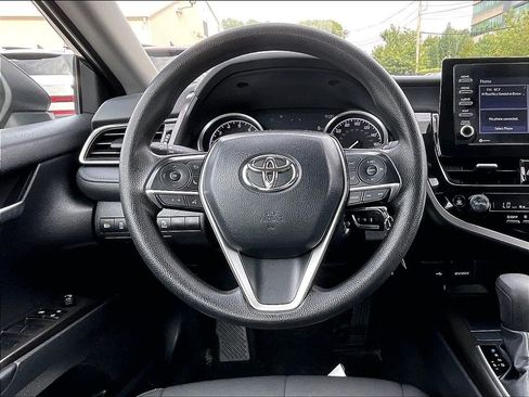 Used 2023 Toyota Camry LE AWD/4WD image 17