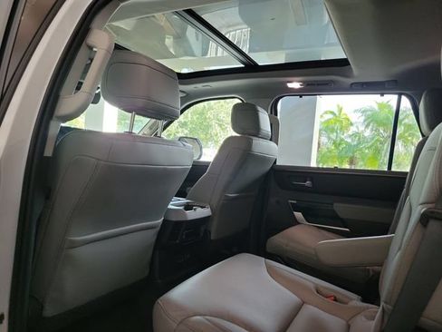 Used 2024 Toyota Sequoia Limited AWD/4WD image 7