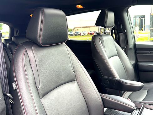 Used 2025 Honda Odyssey Sport-L image 26