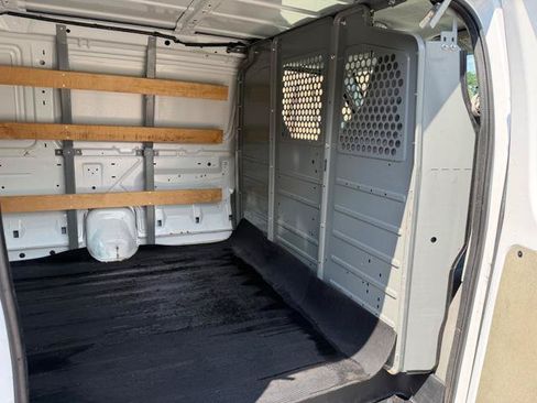 Used 2013 Ford E-250 and Econoline 250 w/ PWR Group RWD image 29