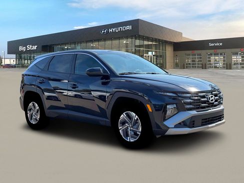 New 2026 Hyundai Tucson Blue SE image 10