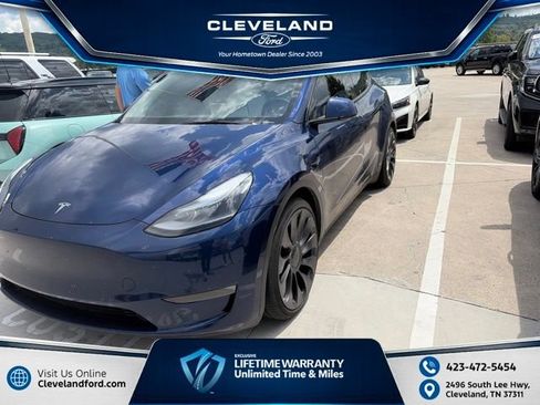 Used 2024 Tesla Model Y Performance AWD/4WD image 1