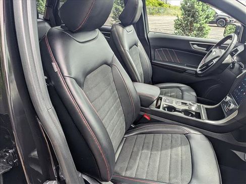 Used 2023 Ford Edge ST-Line AWD/4WD image 13