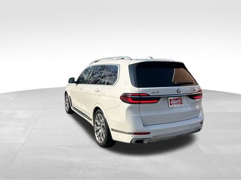 Used 2025 BMW X7 xDrive40i image 3