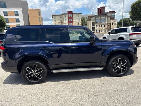 Certified 2026 Lexus GX 550 w/ Accessory Package (2T) AWD/4WD image 6