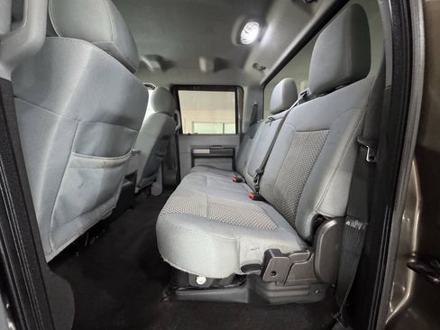 Used 2015 Ford F250 XLT w/ FX4 Off-Road Package AWD/4WD image 19