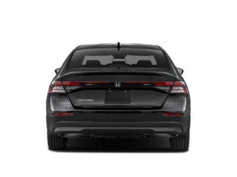 Used 2023 Honda Accord EX image 5