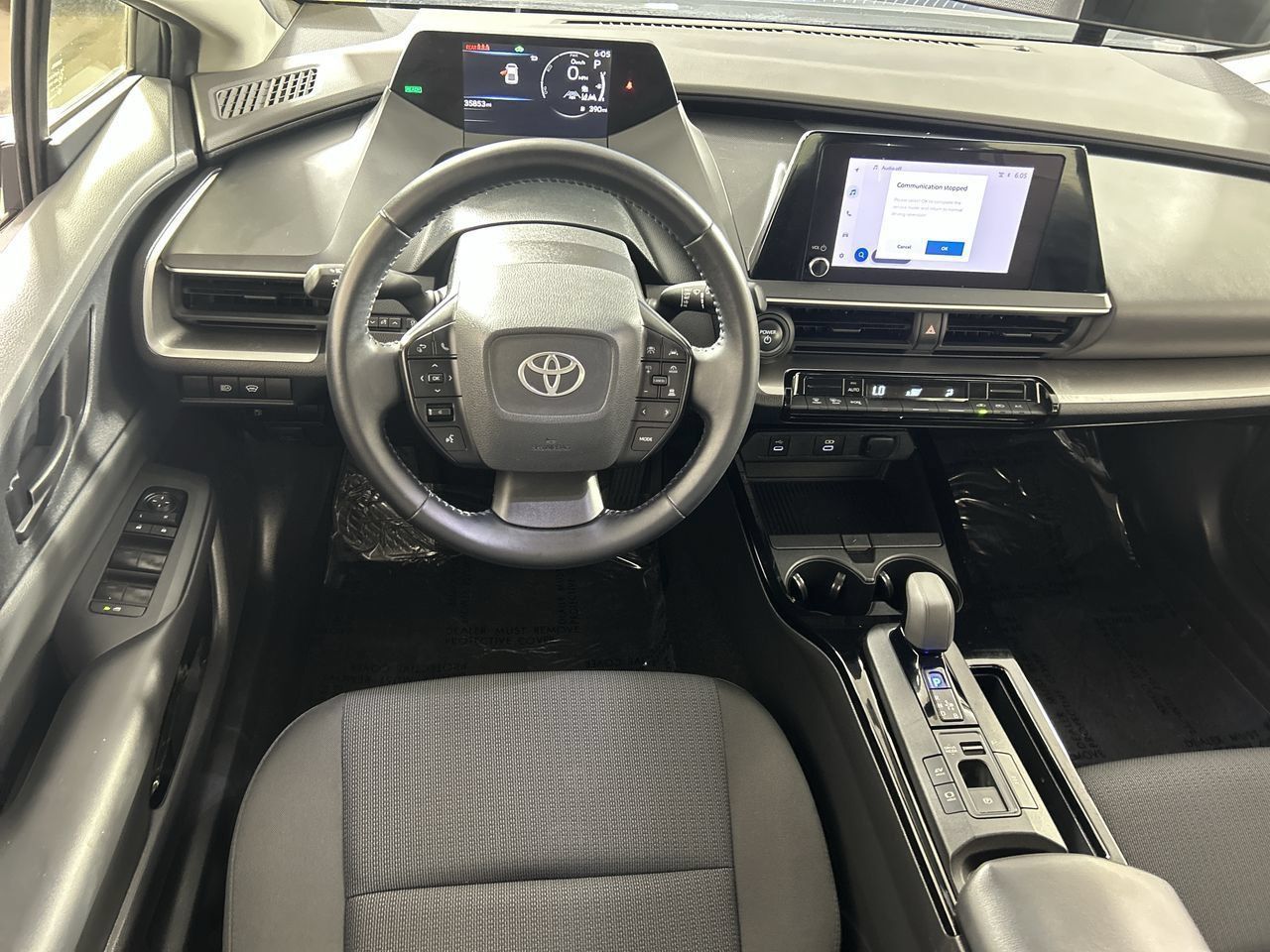 Used 2025 Toyota Prius LE FWD image 22