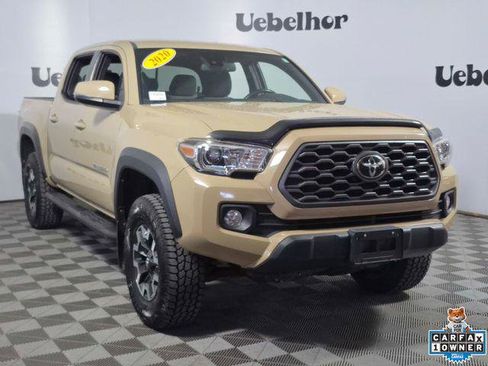 Certified 2020 Toyota Tacoma TRD Off-Road AWD/4WD image 1