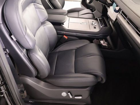 New 2025 Lincoln Navigator Reserve w/ Jet Appearance Package image 15