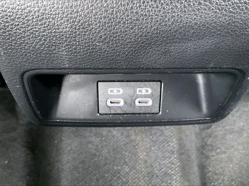 Used 2024 Toyota Corolla LE FWD image 31