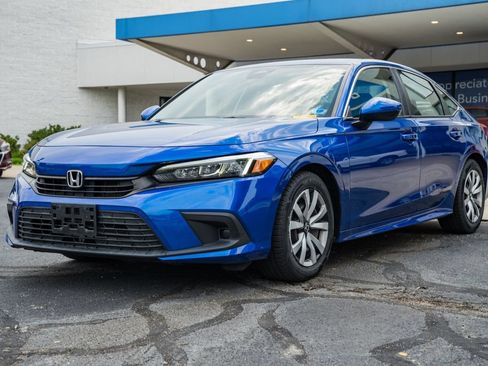 Certified 2023 Honda Civic LX image 3