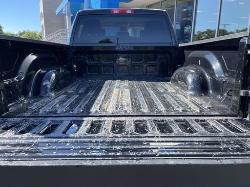 Used 2024 RAM 1500 Classic SLT AWD/4WD image 30