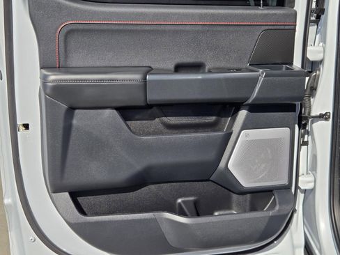 Used 2025 Ford F150 Raptor image 27