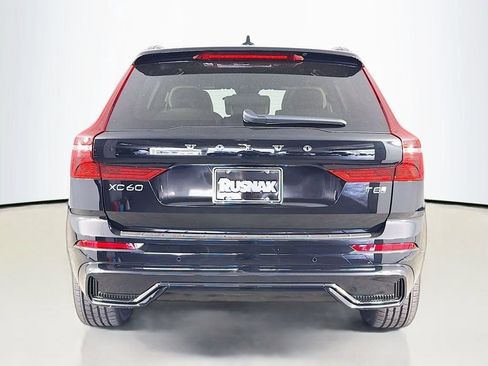 New 2026 Volvo XC60 T8 Plus w/ Protection Package Premier AWD/4WD image 6