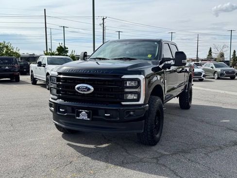 Used 2023 Ford F350 Lariat w/ Tow Technology Package AWD/4WD image 10