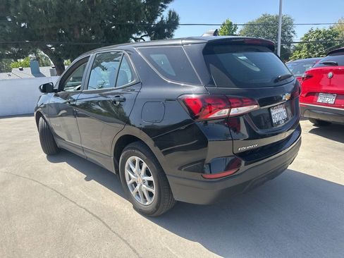 Used 2023 Chevrolet Equinox LS image 4