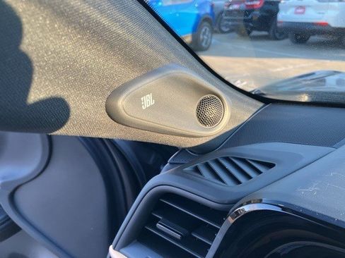 Used 2023 Toyota Crown Limited image 18