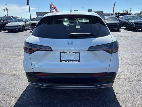Used 2023 Honda HR-V EX-L image 6