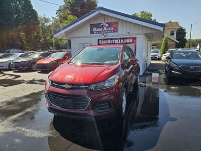 Used 2022 Chevrolet Trax LS w/ Tint and Cruise Package