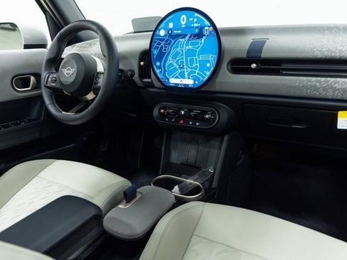 Certified 2025 MINI Cooper S image 26