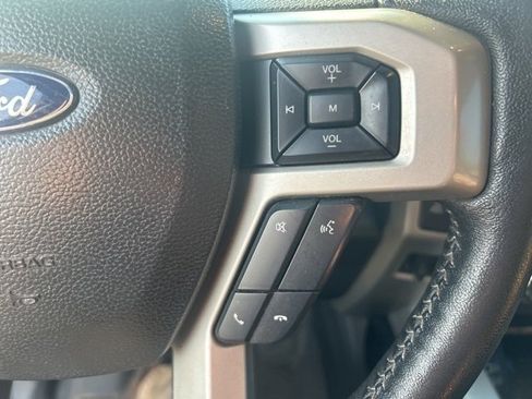 Used 2019 Ford F250 Lariat w/ Lariat Ultimate Package image 11