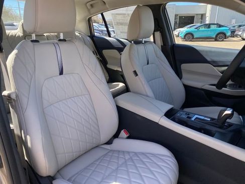 New 2026 Nissan Sentra SL image 9