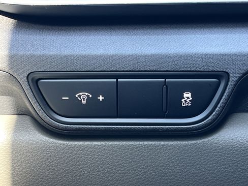 New 2026 Kia Carnival EX FWD image 15