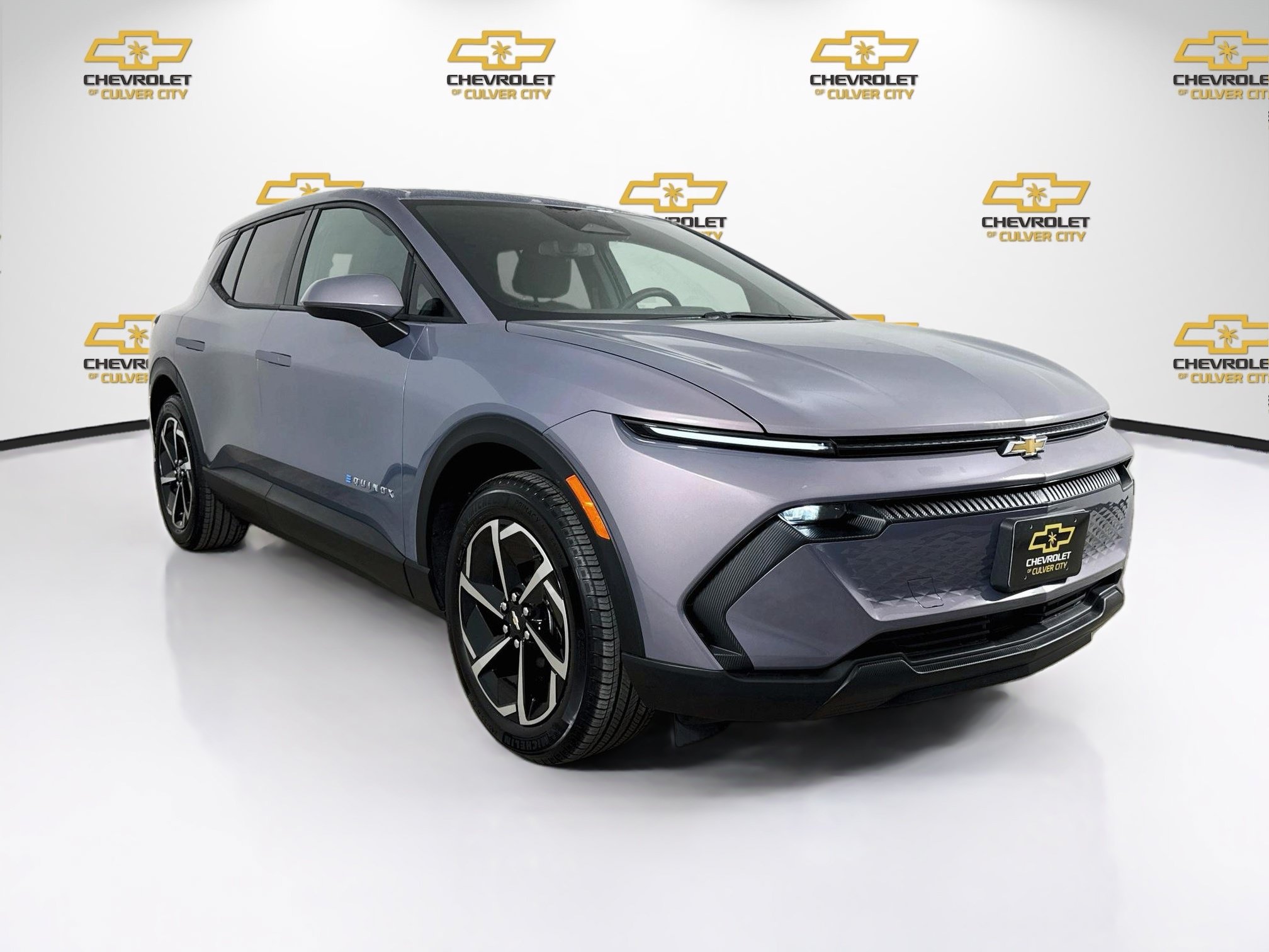 Used 2026 Chevrolet Equinox EV LT FWD image 1