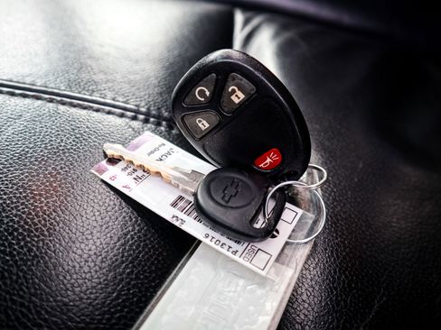 Used 2011 Chevrolet Avalanche LT w/ Regional Value Package image 35