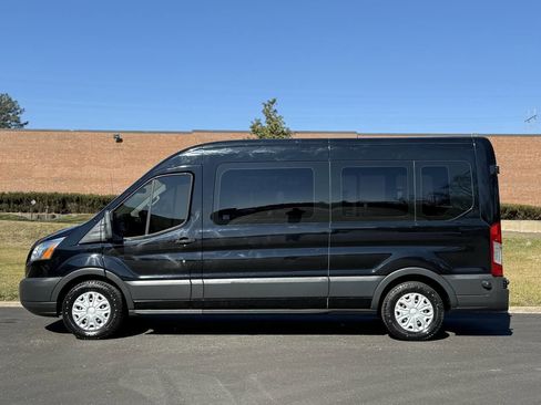 Used 2018 Ford Transit 350 XLT image 6